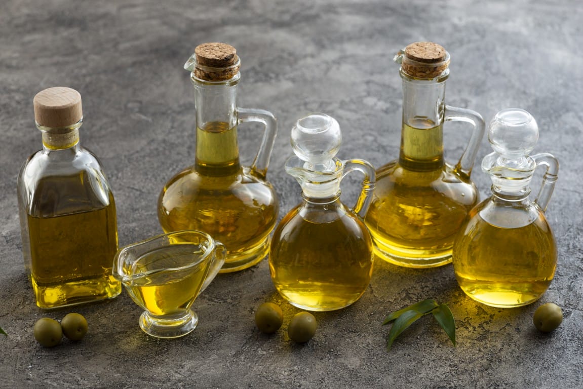 Essential Oils for Oral Health: Which Ones Work?