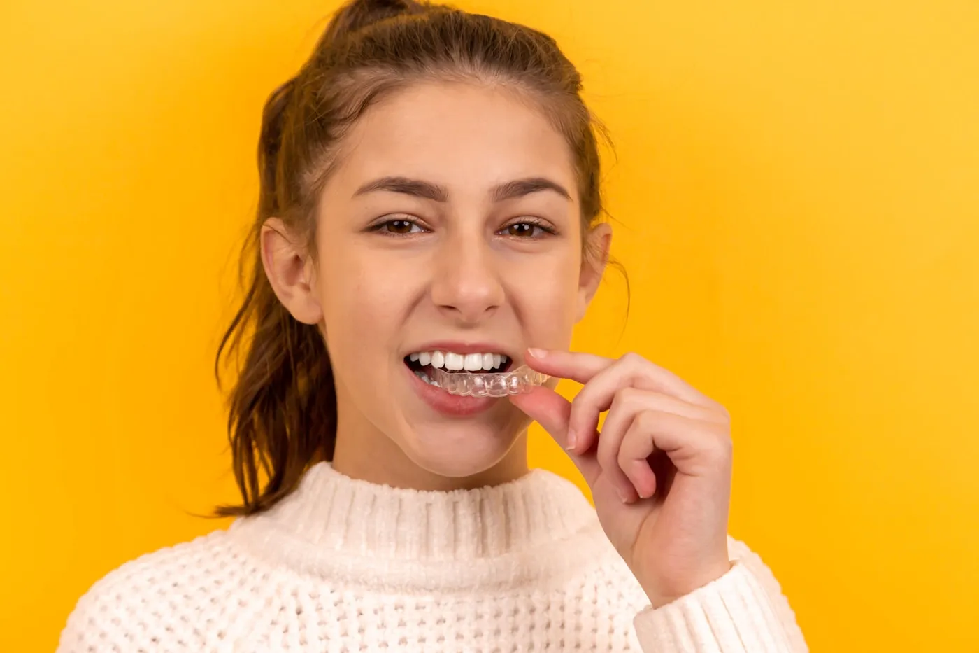 Clear Braces vs Invisalign in Berkeley: Cost, Treatment Time, and Who Each Works Best For